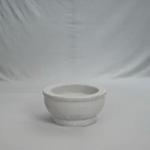 WHITE MARBLE PLANTER 01